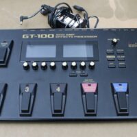 Boss GT-100 pedaliera multieffetto